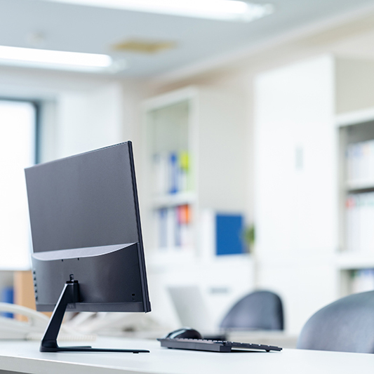 什器類は、いつもの業者へ依頼し移転のみのご利用